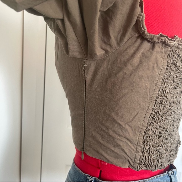 I.AM.GIA | Alya Army Green Puff Sleeve Corset Tie Front Cropped Top - Picture 5 of 9